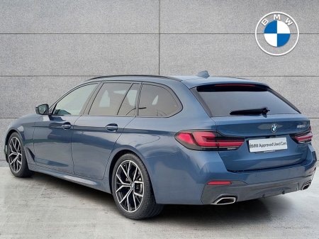 2024 BMW 5 Series - thumbnail 2