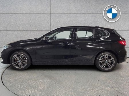 2023 BMW 1 Series - photo 3
