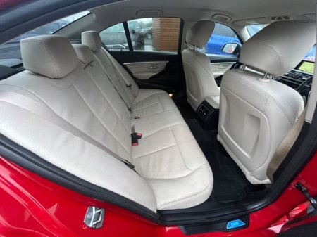 2016 BMW 3 Series 316d Sport €16,850 thumbnail