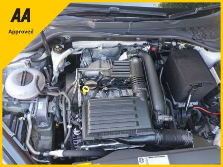 2017 Volkswagen Golf - thumbnail 13