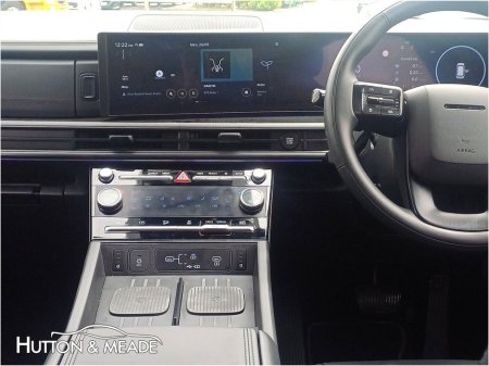 2025 Hyundai Santa Fe Calligraphy PHEV 1.6 Petrol 5dr €63,888 thumbnail