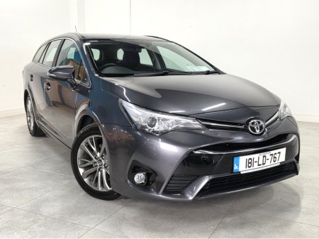 2018 Toyota Avensis - photo 2