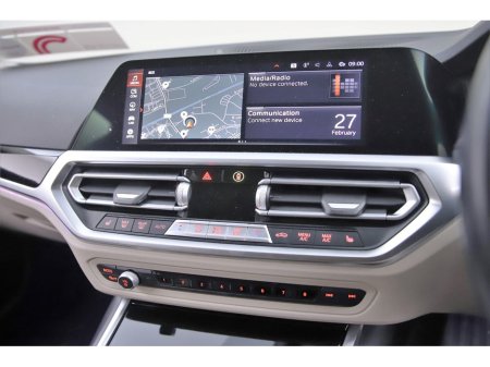2021 BMW 3 Series - thumbnail 15