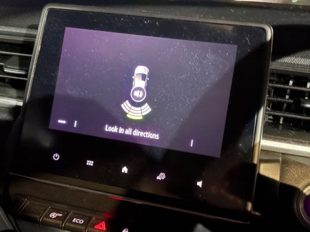 2020 Renault Captur 1.5 DCi Iconic 65Km €16,990 thumbnail