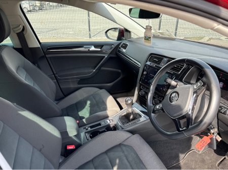 2019 Volkswagen Golf - thumbnail 9