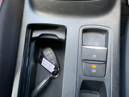 2019 Ford Focus - thumbnail 23