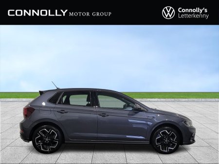 2026 Volkswagen Polo R-Line thumbnail