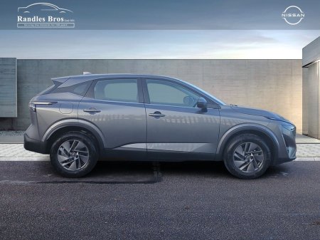 2025 Nissan Qashqai - thumbnail 5