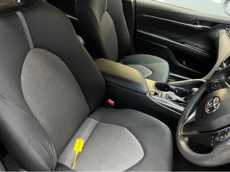 2022 Toyota Camry €32950 2022 TOYOTA CAMRY X 2.5 AUTOMATIC / CRUISE CONTROL / REVERSE CAMERA €32,950 thumbnail