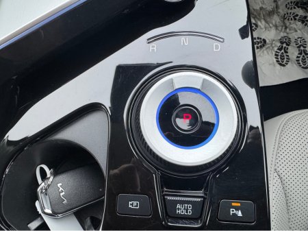 2023 Kia EV6 EARTH €34,495 thumbnail