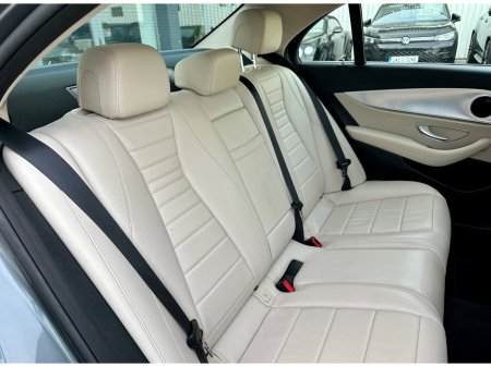 2019 Mercedes-Benz E Class - thumbnail 12