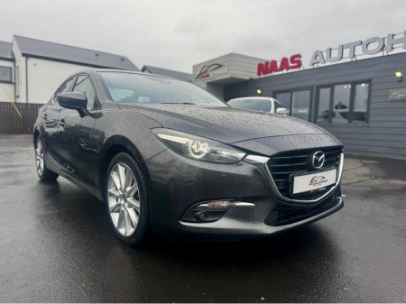 2017 Mazda Mazda3 2.2 D 150PS PLATINUM 4DR €8,950 thumbnail