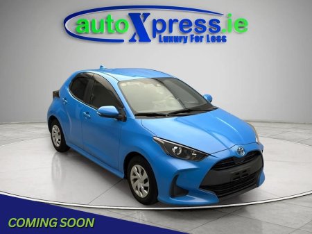 2021 Toyota Yaris X ULTRA LOW MILEAGE, Reversing camera thumbnail