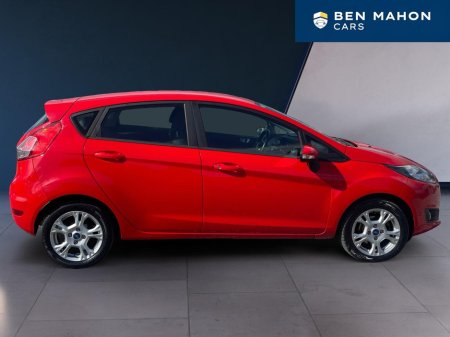 2015 Ford Fiesta - thumbnail 6
