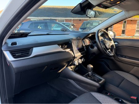 2023 Renault Captur Keyless Entry thumbnail