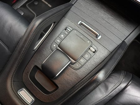 2022 Mercedes-Benz GLE Class 350DE AMG LINE 4MATIC €59,990 thumbnail