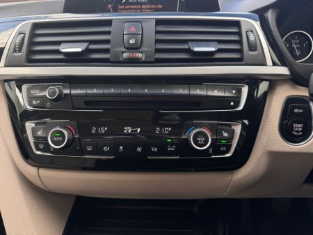 2016 BMW 3 Series - thumbnail 15