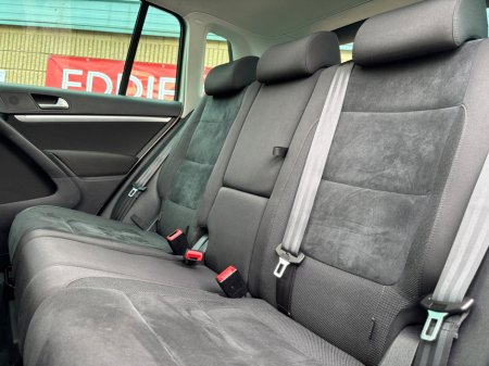 2015 Volkswagen Tiguan - thumbnail 14