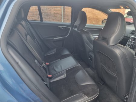 2015 Volvo V60 - thumbnail 12