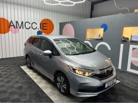 2022 Honda Shuttle €17950 2022 HONDA SHUTTLE HYBRID SENSING 2.0 AUTOMATIC / CRUISE CONTROL / REVERSE CAMERA / ELECTRIC SEATS / AUTOMATIC DOORS