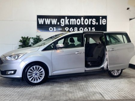2018 Ford Grand C-Max TITANIUM 7 SEATER €12,999