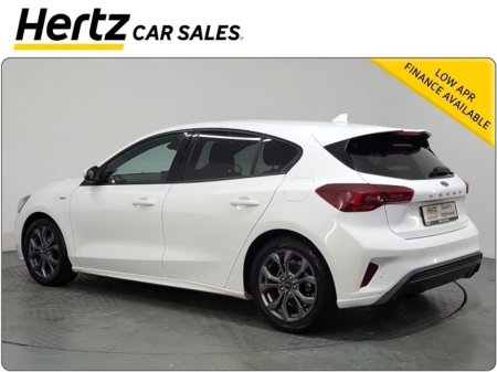 2023 Ford Focus - thumbnail 2