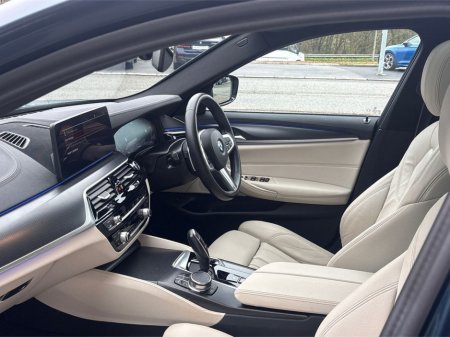 2023 BMW 5 Series - thumbnail 12