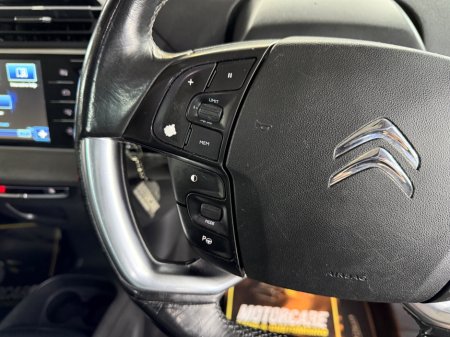 2015 Citroen C4 e-HDi 115 Airdream 6-spd man EXCLUSIVE €6,950 thumbnail