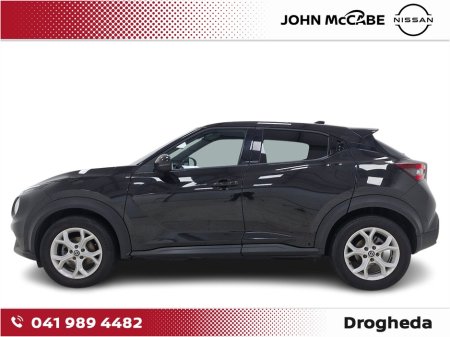 2022 Nissan Juke - view 4