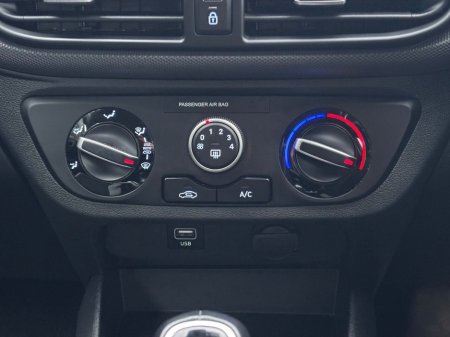 2023 Hyundai i10 1.0 MPi SE Connect 5dr €15,950 thumbnail