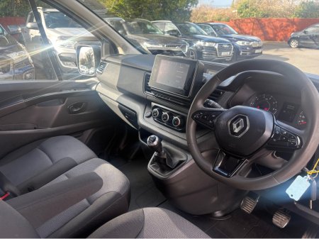 2023 Renault Trafic - thumbnail 11