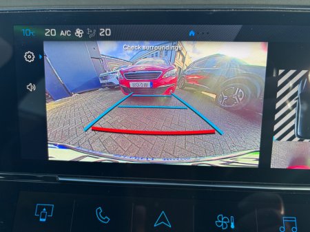 2026 Peugeot 308 Electric 156bhp (54 kWh) Allure €32,795 thumbnail