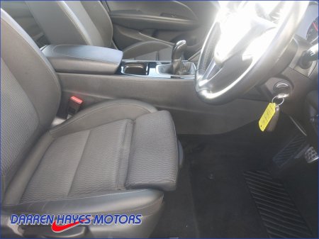 2021 Opel Insignia - thumbnail 12