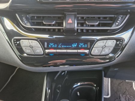 2018 Toyota C-HR - thumbnail 34