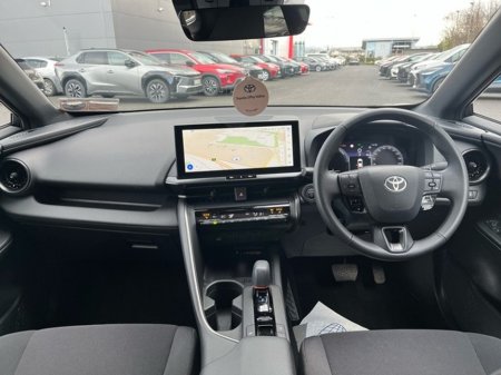 2025 Toyota C-HR - thumbnail 8