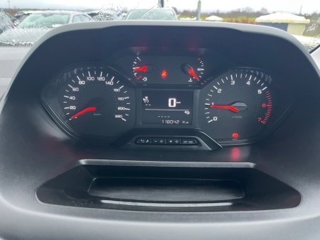 2021 Peugeot Partner  thumbnail