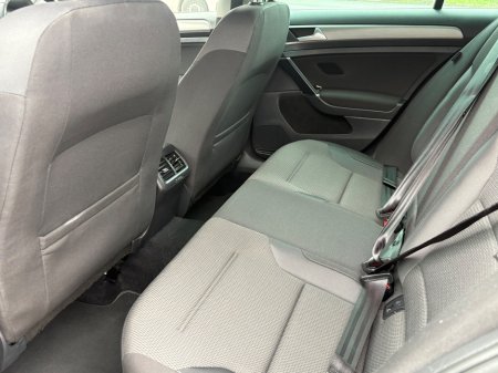 2017 Volkswagen Golf - thumbnail 13