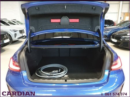 2025 BMW 3 Series - thumbnail 17