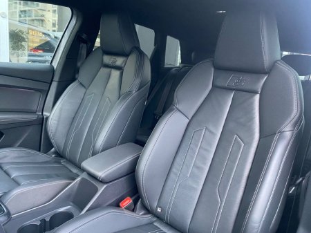 2025 Audi Q4 e-tron 45 S-Line Black Edition Quattro Auto EV €48,900 thumbnail