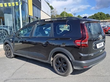 2026 Dacia Jogger HEV 155 Extreme Auto thumbnail