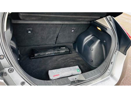 2021 Nissan Leaf LARGER BATTERY 62K EV SVE - LEATHER SEATS HEATED €17,995 thumbnail