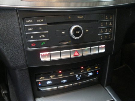 2016 Mercedes-Benz E Class E220 SE 4DR AUTO CDI €14,495 thumbnail