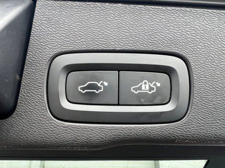 2023 Volvo XC60 - thumbnail 15