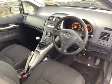 2008 Toyota Auris 1.4 D-4D TERRA 08 €2,750
