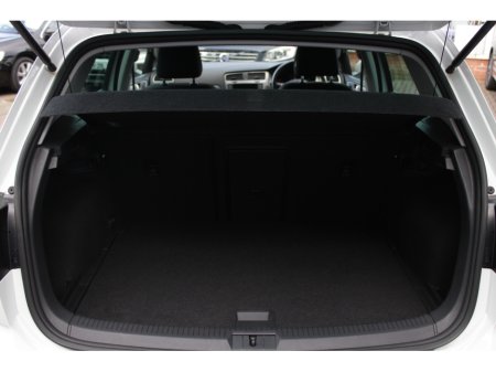 2016 Volkswagen Golf - thumbnail 17