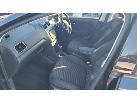 2011 Volkswagen Polo - thumbnail 13