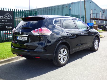 2017 Nissan X-Trail 1.6 DSL SV 5 SEATER // DOCUMENTD SERVICE HISTORY // €270 ROAD TAX // 03/27 NCT // MOON ROOF, REVERSE CAMERA AND SAT NAV // €13,950
