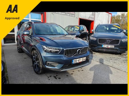 2020 Volvo XC40 - thumbnail 4