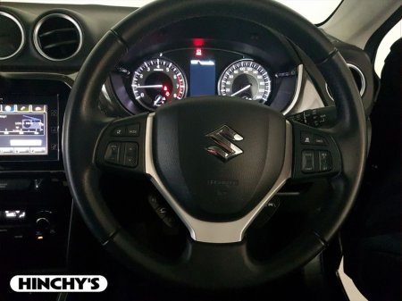 2023 Suzuki Vitara 1.4 Hybrid SZ5 MT €25,400 thumbnail