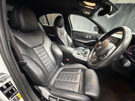 2021 BMW 3 Series - thumbnail 23